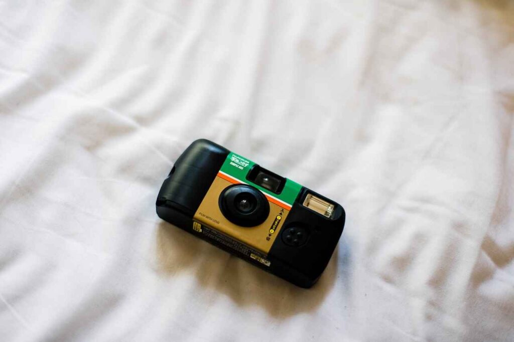 Can Disposable Cameras Be Developed Digitally